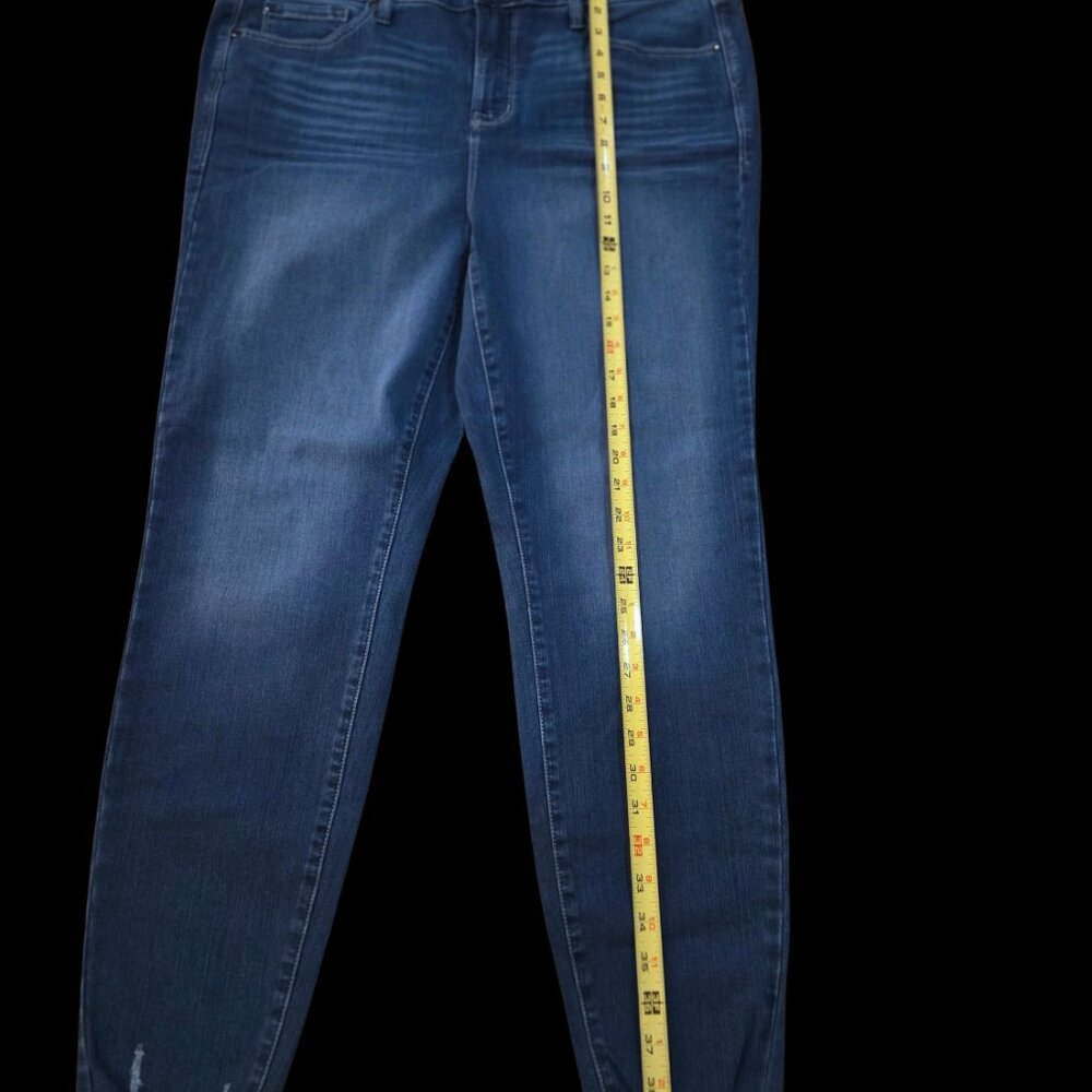 Torrid “Sky High Skinny” Ripped Jeans – Size 18T – New with Tags - Picture 9 of 11